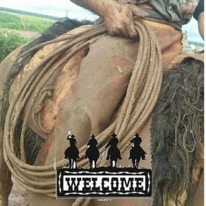 Meet your Posher, Ezequiel